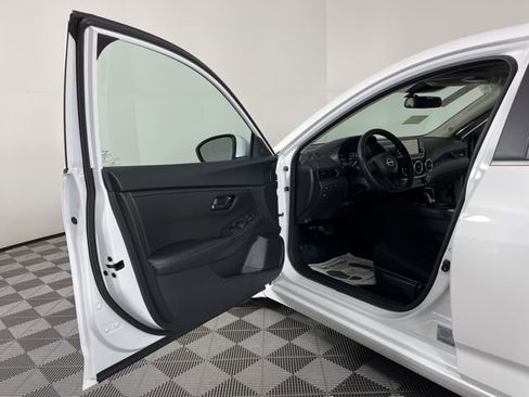 New 2025 Nissan Sentra S image 16