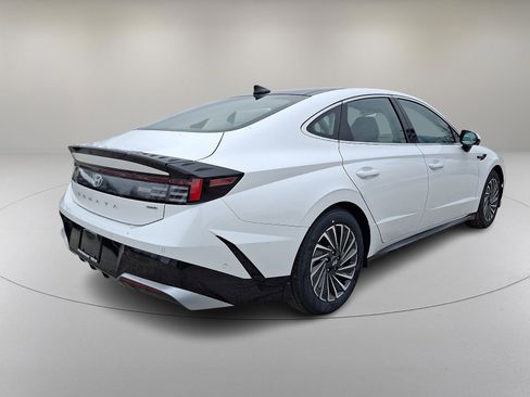 New 2026 Hyundai Sonata Limited image 7