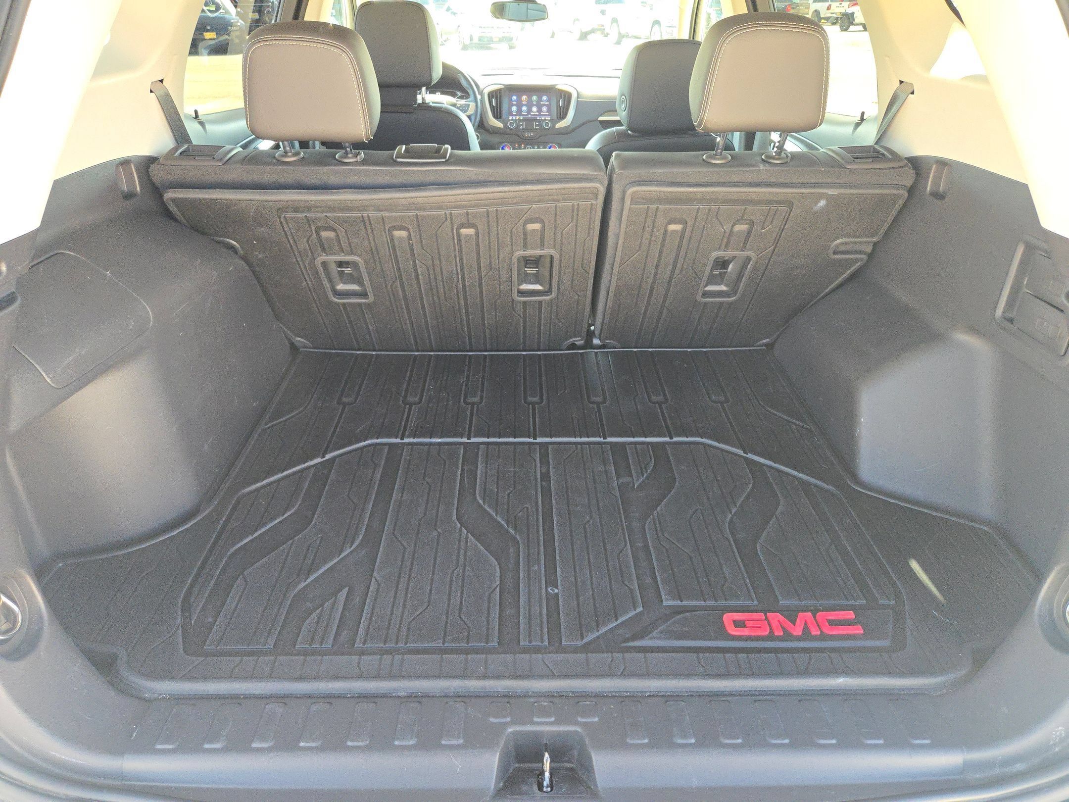Used 2023 GMC Terrain Denali AWD/4WD image 26
