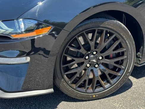 Used 2021 Ford Mustang GT Premium w/ GT Performance Package RWD image 9