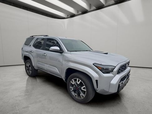 Used 2025 Toyota 4Runner TRD Sport image 7