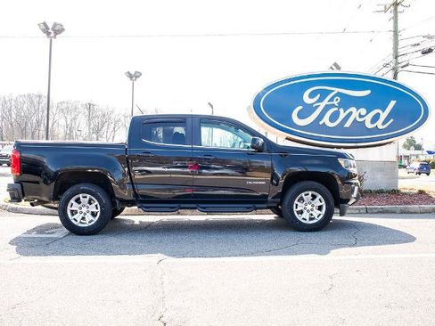 Used 2017 Chevrolet Colorado LT w/ LT Convenience Package image 1