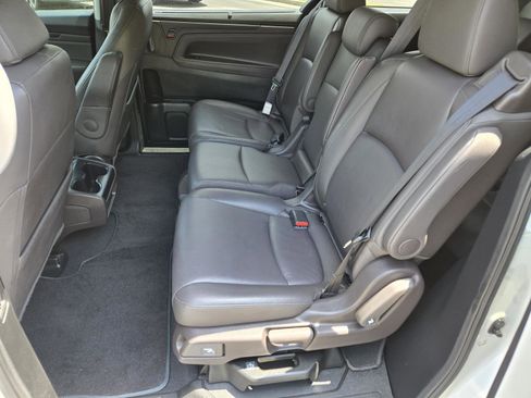 Used 2019 Honda Odyssey EX-L image 17