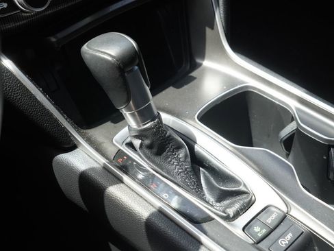 Used 2021 Honda Accord Sport image 14