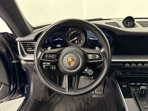 Used 2022 Porsche 911 Carrera RWD image 26
