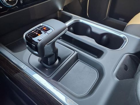 New 2026 GMC Sierra 1500 Elevation w/ Elevation Premium Package RWD image 12