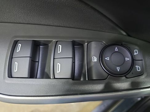 New 2026 Chevrolet Trax LS FWD image 27