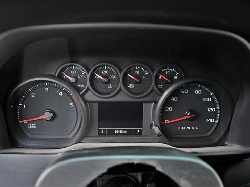 Used 2024 GMC Sierra 3500 Pro w/ Convenience Package AWD/4WD image 9