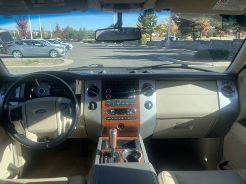 Used 2009 Ford Expedition 4WD image 10