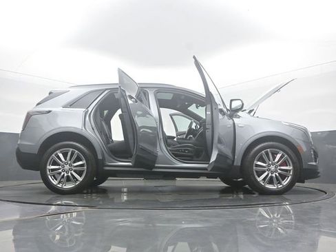 Used 2023 Cadillac XT5 Sportv w/ LPO, Floor Liner Package AWD/4WD image 59