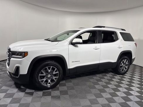 Used 2023 GMC Acadia SLT image 12
