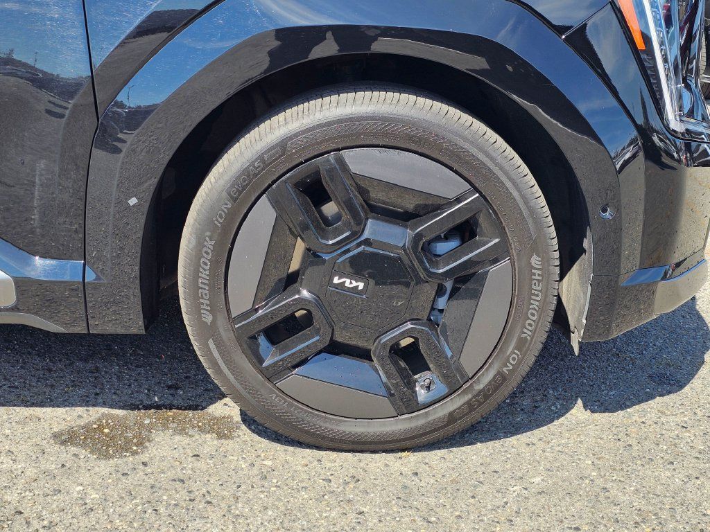 Used 2024 Kia EV9 GT-Line AWD/4WD image 9