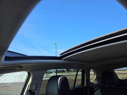 Used 2017 Buick Envision Premium w/ Driver Confidence Package image 29