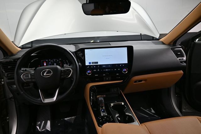 Used 2025 Lexus NX 350 AWD w/ Accessory Package (2T) image 17