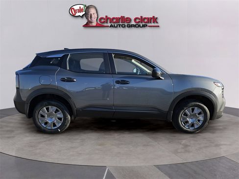 New 2026 Nissan Kicks S image 7