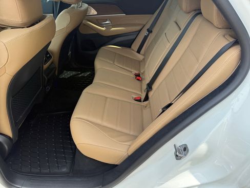 New 2026 Mercedes-Benz GLE 450 4MATIC image 11