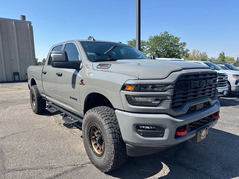 Used 2025 RAM 2500 Big Horn AWD/4WD image 3