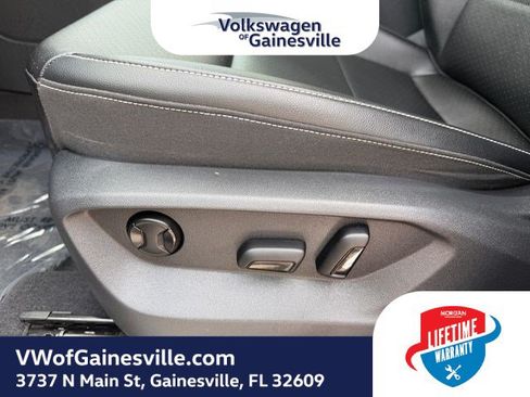 Used 2022 Volkswagen Atlas SE FWD image 19