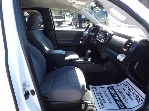 Used 2021 Toyota Tacoma SR RWD image 36