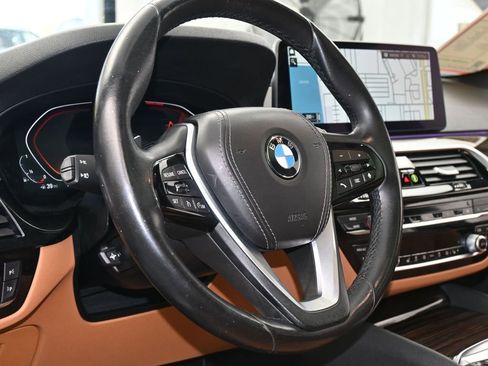 Used 2022 BMW 530i w/ Premium Package image 15