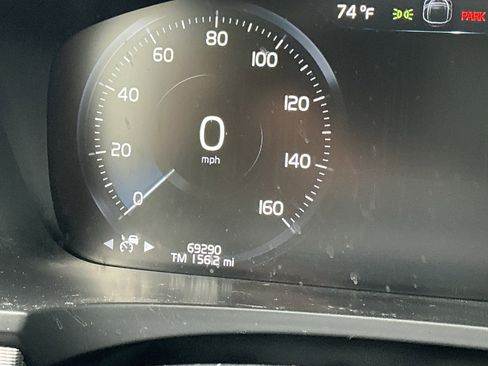 Used 2019 Volvo V90 T5 R-Design w/ Advanced Package image 21