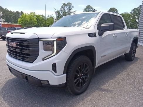 Used 2024 GMC Sierra 1500 Elevation AWD/4WD image 7