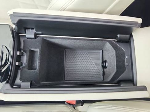 Used 2025 BMW i5 xDrive40 w/ M Sport Package image 57