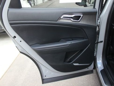 Used 2026 Kia Sportage X-Line w/ X-Line Premium Package AWD/4WD image 23