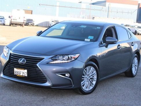Used 2018 Lexus ES 350 image 55