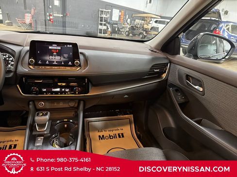 Certified 2023 Nissan Rogue SV FWD image 32