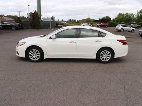 Used 2018 Nissan Altima 2.5 S w/ S Convenience Package FWD image 8