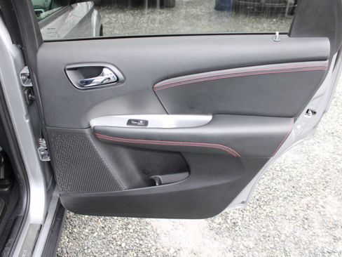 Used 2016 Dodge Journey R/T w/ Driver Convenience Group image 22