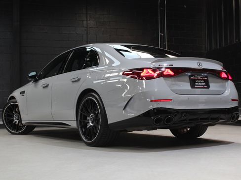 Used 2025 Mercedes-Benz E 53 AMG e 4MATIC Sedan image 13