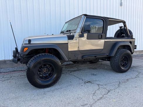 Used 2005 Jeep Wrangler Unlimited AWD/4WD image 8