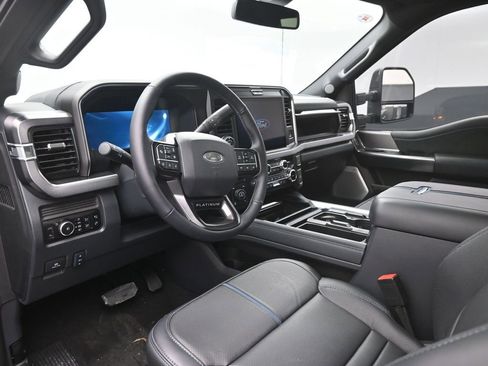 New 2026 Ford F250 Platinum w/ Tremor Off-Road Package image 19