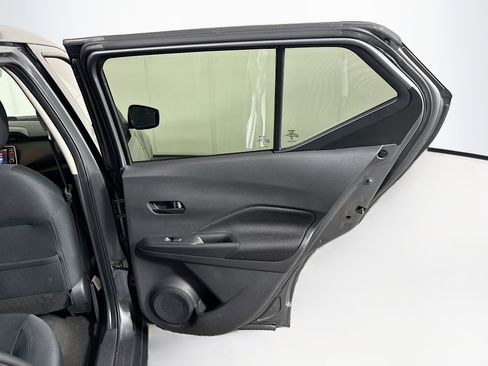 Used 2024 Nissan Kicks S FWD image 27