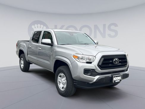Used 2023 Toyota Tacoma SR AWD/4WD image 10