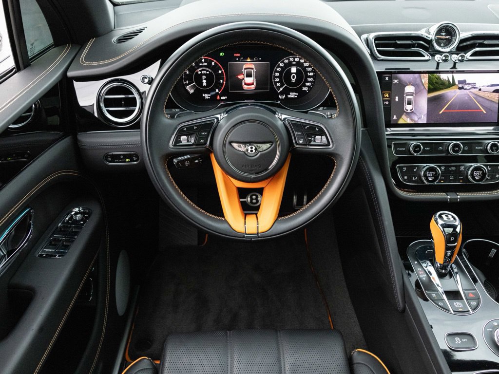 Used 2024 Bentley Bentayga Extended Wheelbase AWD/4WD image 52