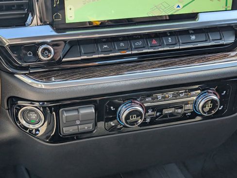 New 2026 GMC Sierra 1500 Elevation w/ LPO, Elevation Black Package image 30