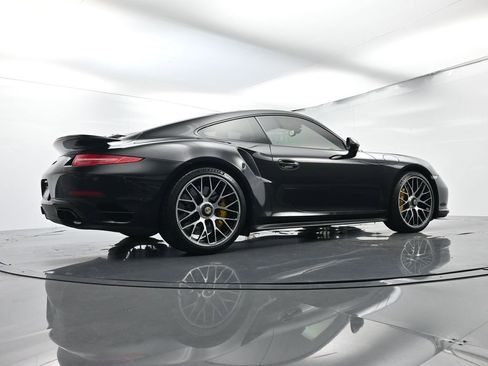 Used 2014 Porsche 911 Turbo S image 50