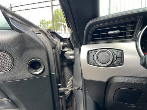 Used 2023 Ford Mustang GT Premium image 19