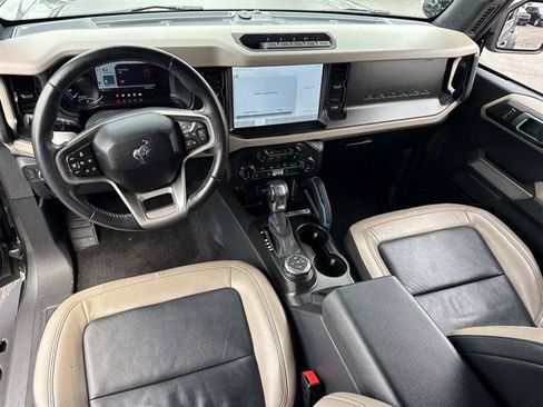 Used 2022 Ford Bronco Wildtrak AWD/4WD image 33