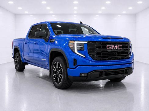 Used 2023 GMC Sierra 1500 Elevation AWD/4WD image 7