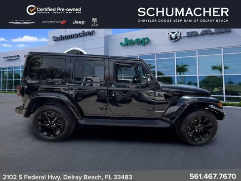 Used 2023 Jeep Wrangler Unlimited Sahara AWD/4WD image 8