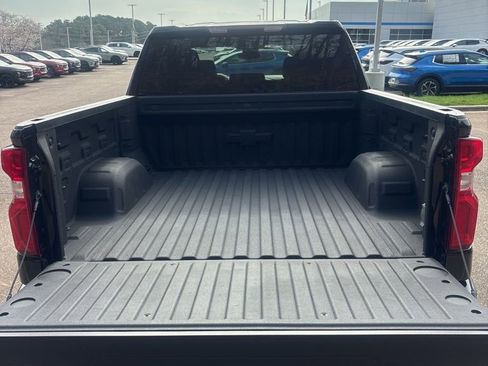 Used 2023 Chevrolet Silverado 1500 RST image 6