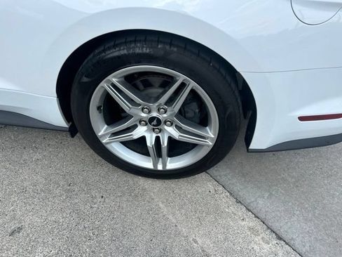 Used 2020 Ford Mustang GT Premium w/ GT Performance Package RWD image 13
