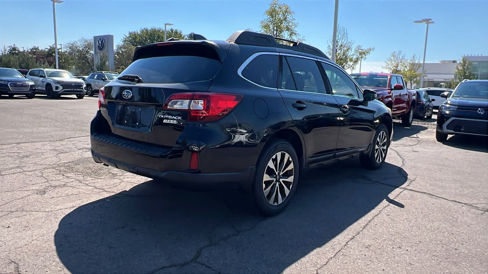Used 2017 Subaru Outback 2.5i Limited AWD/4WD image 5