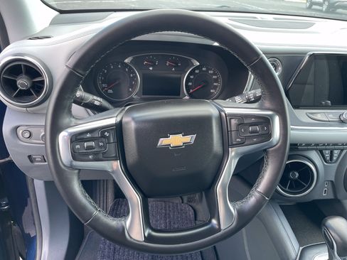 Used 2022 Chevrolet Blazer LT w/ Sound & Technology Package AWD/4WD image 10