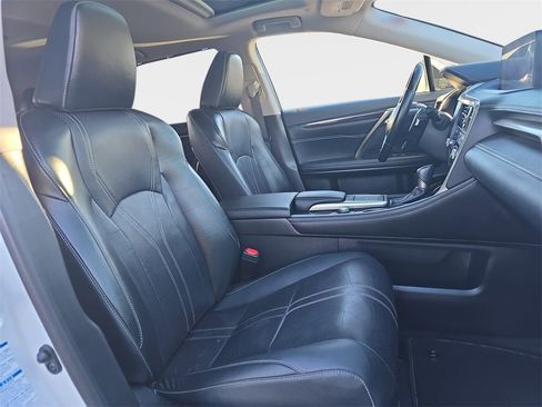 Used 2022 Lexus RX 450hL Luxury w/ Cold Area Package (CT) image 10