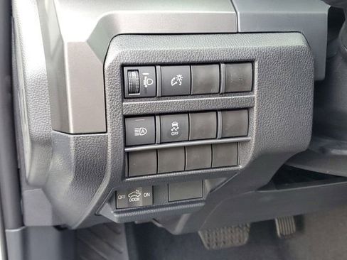 Used 2025 Toyota Tacoma SR5 image 14